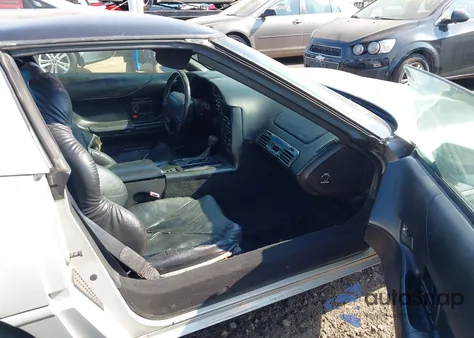 1996 Chevrolet Corvette из США, поврежденный, VIN 1G1YY22P4T5120112